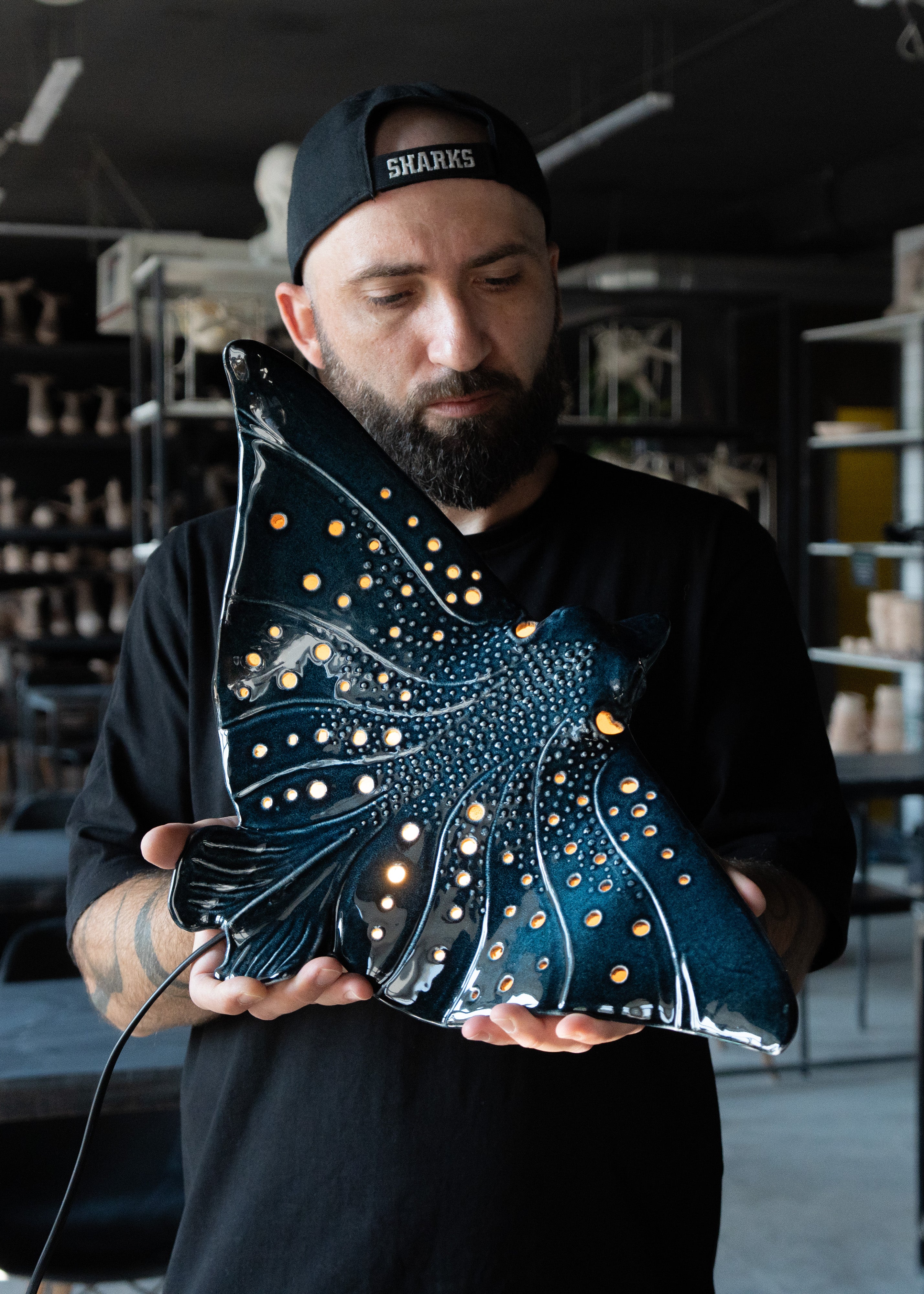 Eagle Ray Ceramic Wall Light – Handmade Ocean-Inspired Lamp