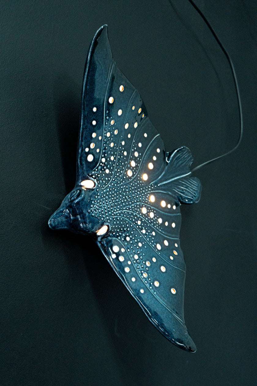 Eagle Ray Ceramic Wall Light – Handmade Ocean-Inspired Lamp