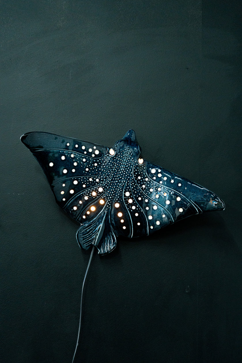 Eagle Ray Ceramic Wall Light – Handmade Ocean-Inspired Lamp