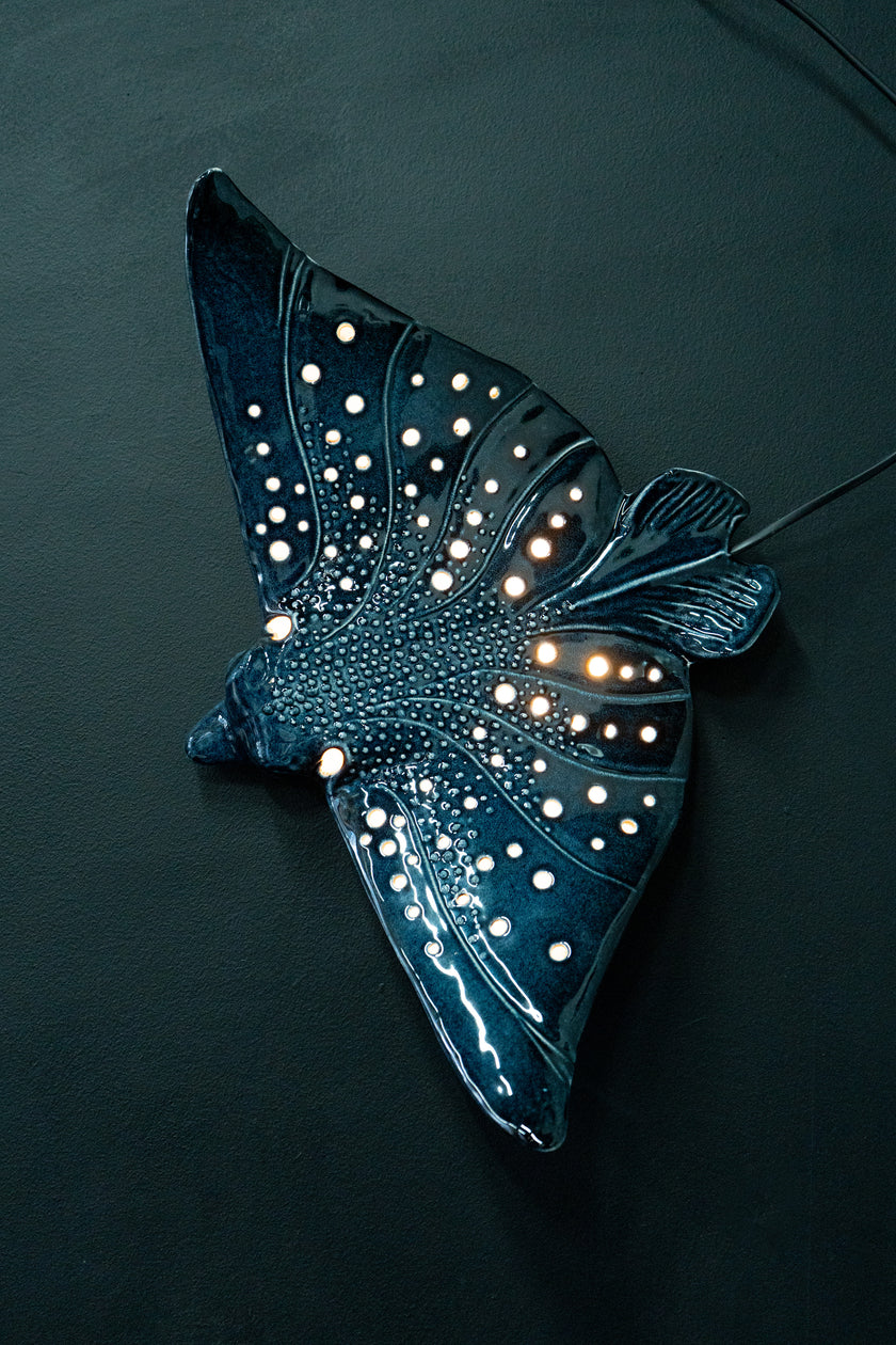 Eagle Ray Ceramic Wall Light – Handmade Ocean-Inspired Lamp