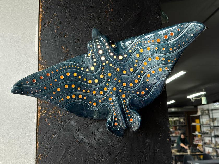 Eagle Ray Ceramic Wall Light – Handmade Ocean-Inspired Lamp