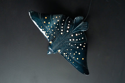 Eagle Ray Ceramic Wall Light – Handmade Ocean-Inspired Lamp