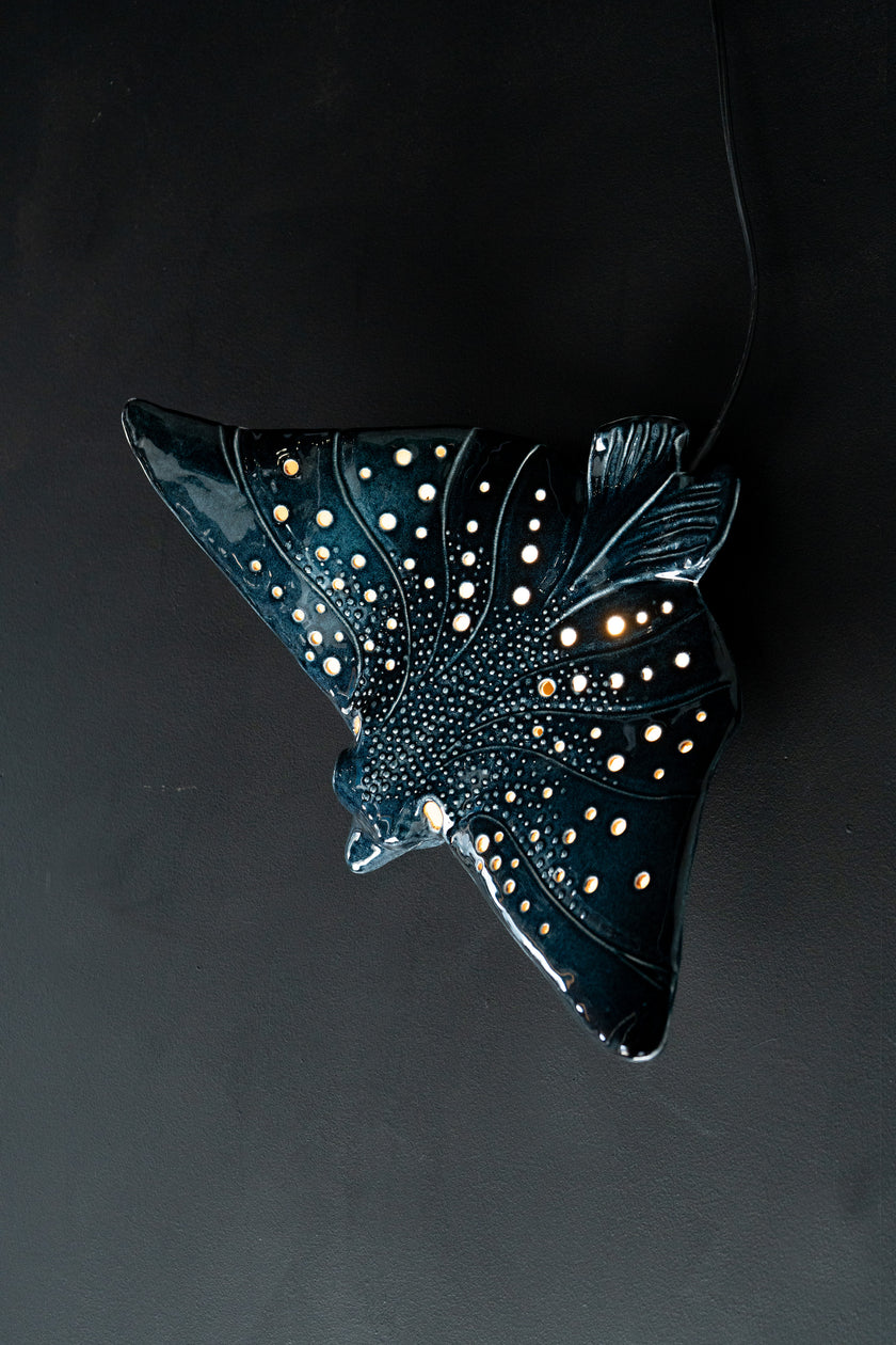 Eagle Ray Ceramic Wall Light – Handmade Ocean-Inspired Lamp