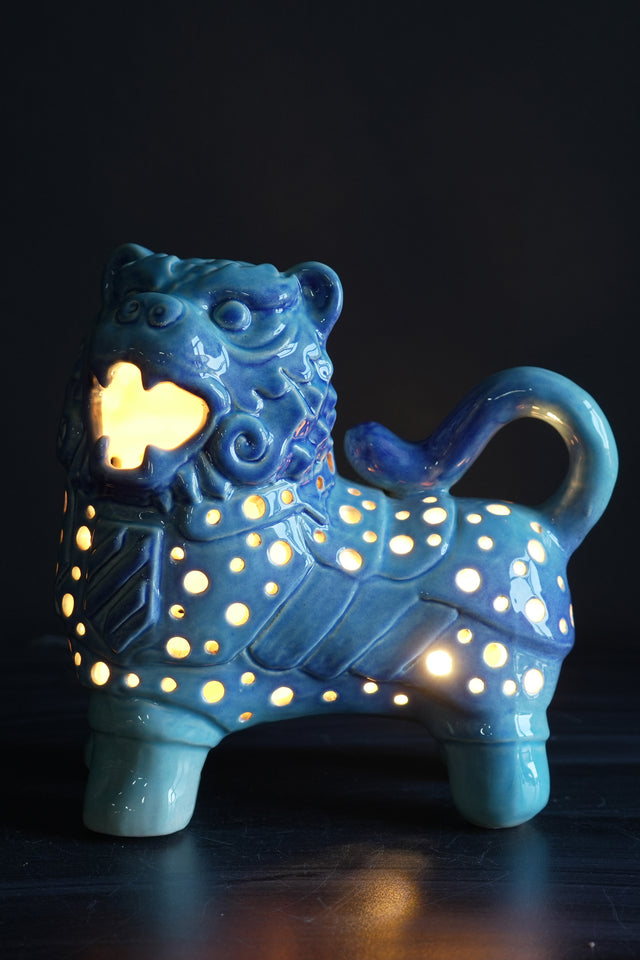 Lampe en céramique Lembyk Lion | Lampe artisanale pour le 3e corps d'armée
