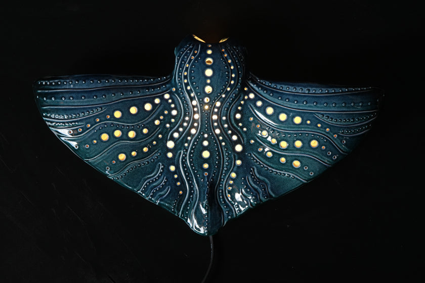 Manta Ray Ceramic Wall Lamp | Handmade Ocean-Inspired Ceramic Sconce
