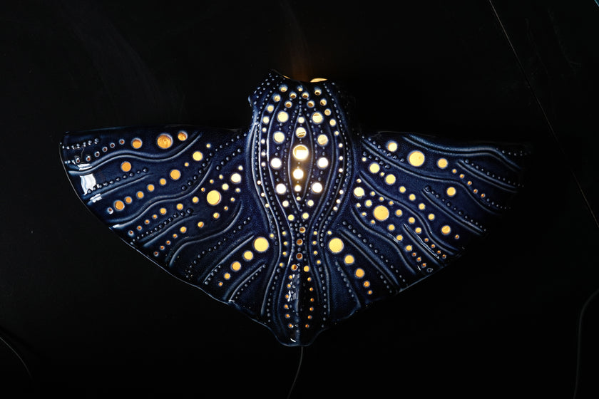 Manta Ray Ceramic Wall Lamp | Handmade Ocean-Inspired Ceramic Sconce
